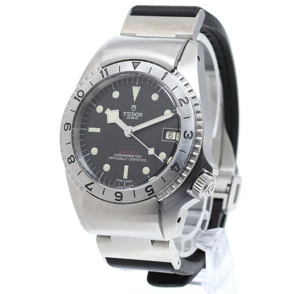 TUDOR Black bay 70150 Date Black Dial Automatic Men's Watch - Picture 3 of 7